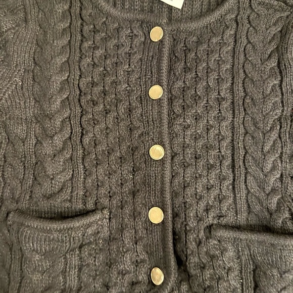 Abercrombie & Fitch Black Cable-Knit Cardigan and Red Heart Top - Picture 8 of 9